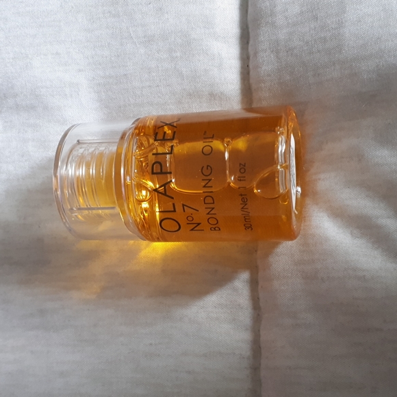 Olaplex No.7 & No.9 - Picture 2 of 5